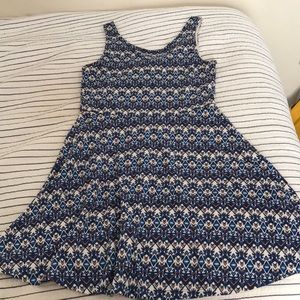 H&M | Sleeveless casual dress
